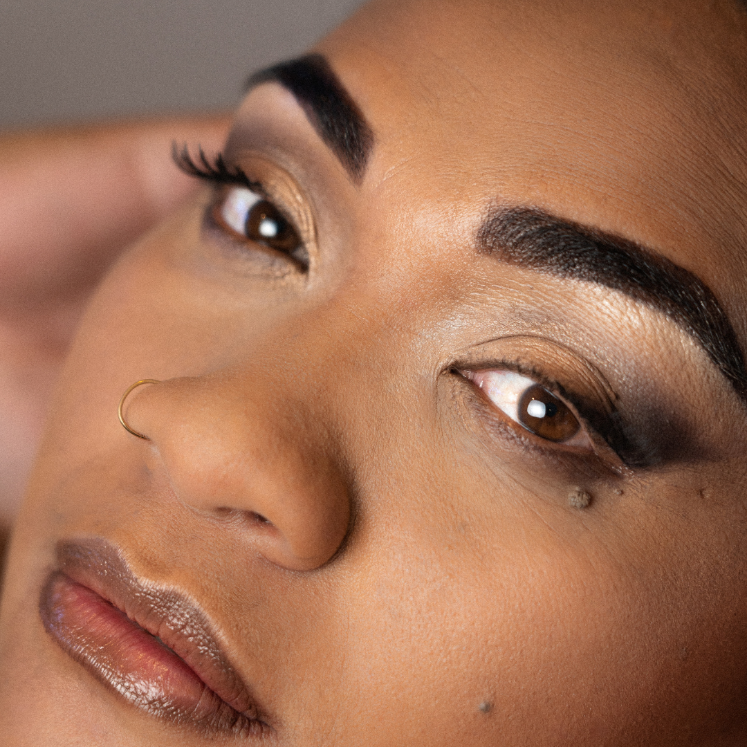 Hybrid Brows - Full Skin Contact for Maximum Skin Staining